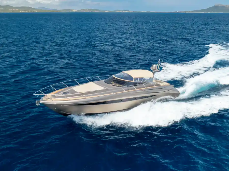RIVA 52 RIVALE M/Y SIGNORINA II - Refitted & Delivered - immagine 4