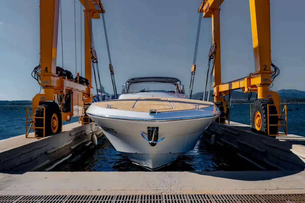 ITAMA 62 M/Y PARADISE - Refitted & Delivered - immagine 8