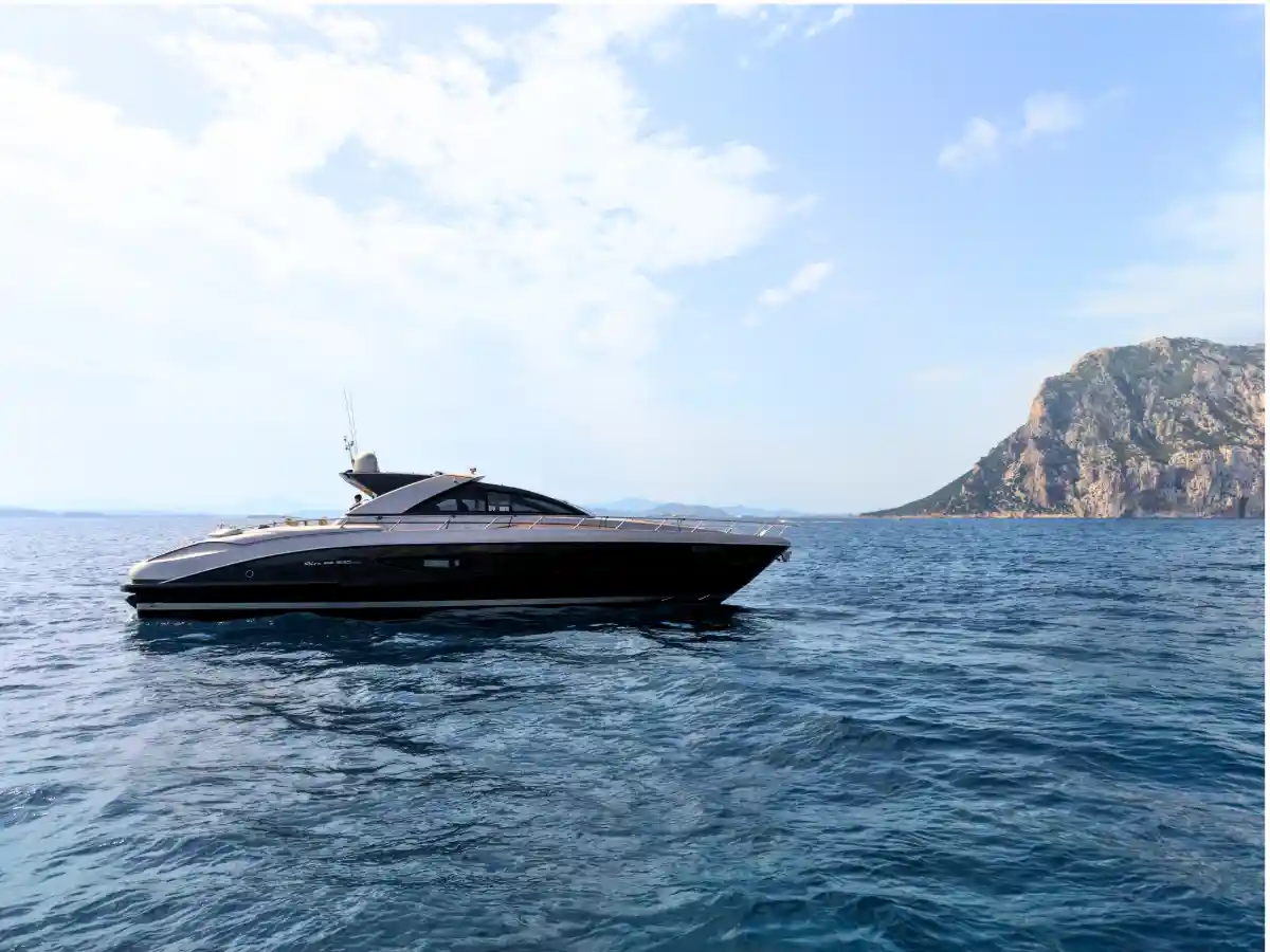 RIVA 68 EGO SUPER M/Y ICE - Refitted & Delivered - immagine 5