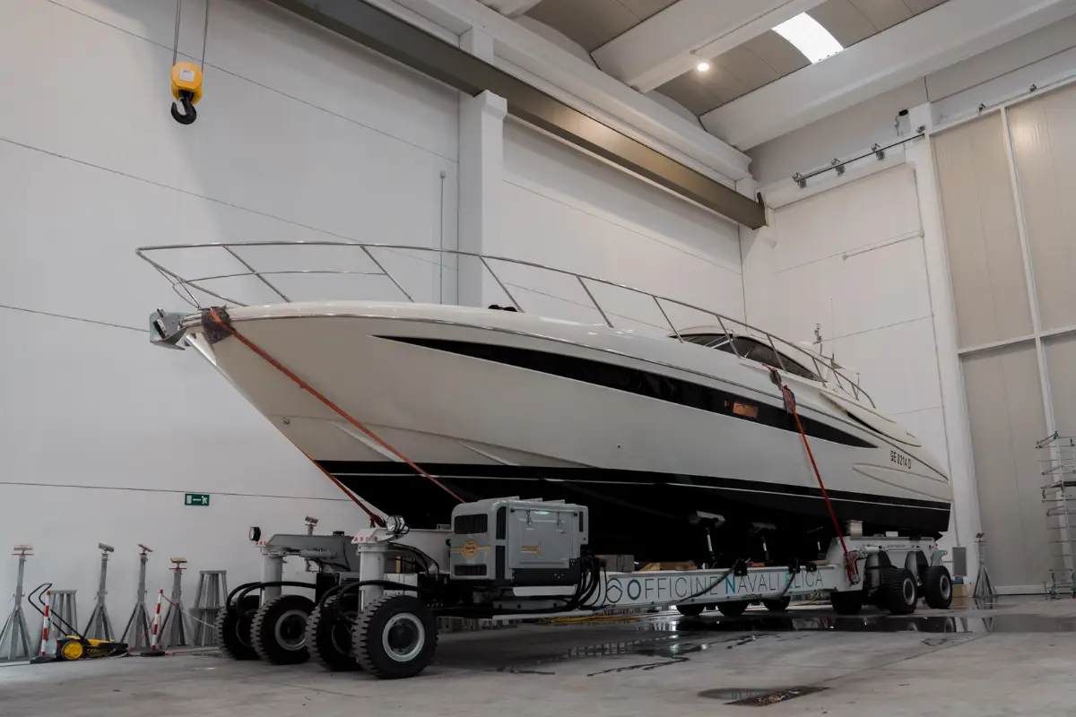 RIVA 52 RIVALE M/Y CAPRICE DE MOI II - As is