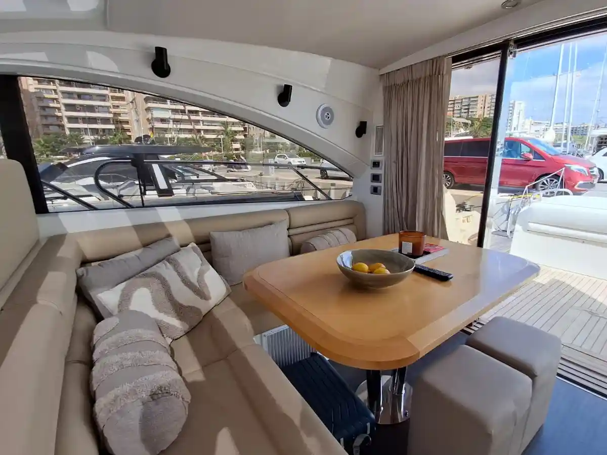 SUNSEEKER PREDATOR 60 - 2012 - 5