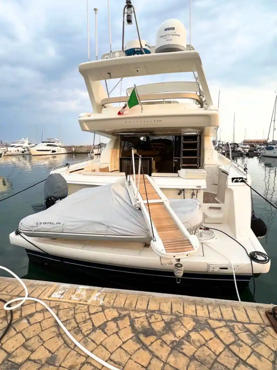 FERRETTI 590 - 2004 - 4