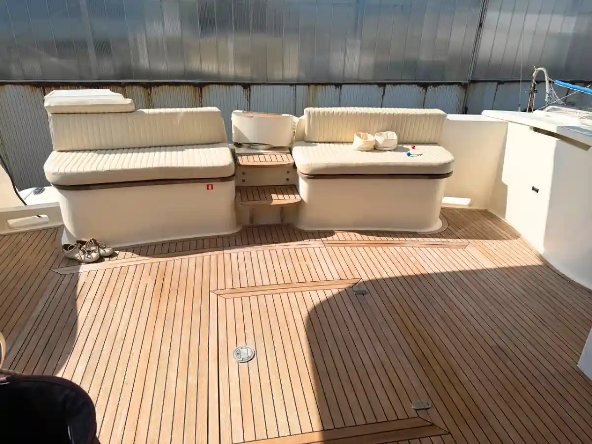 FERRETTI 590 - 2004 - 5
