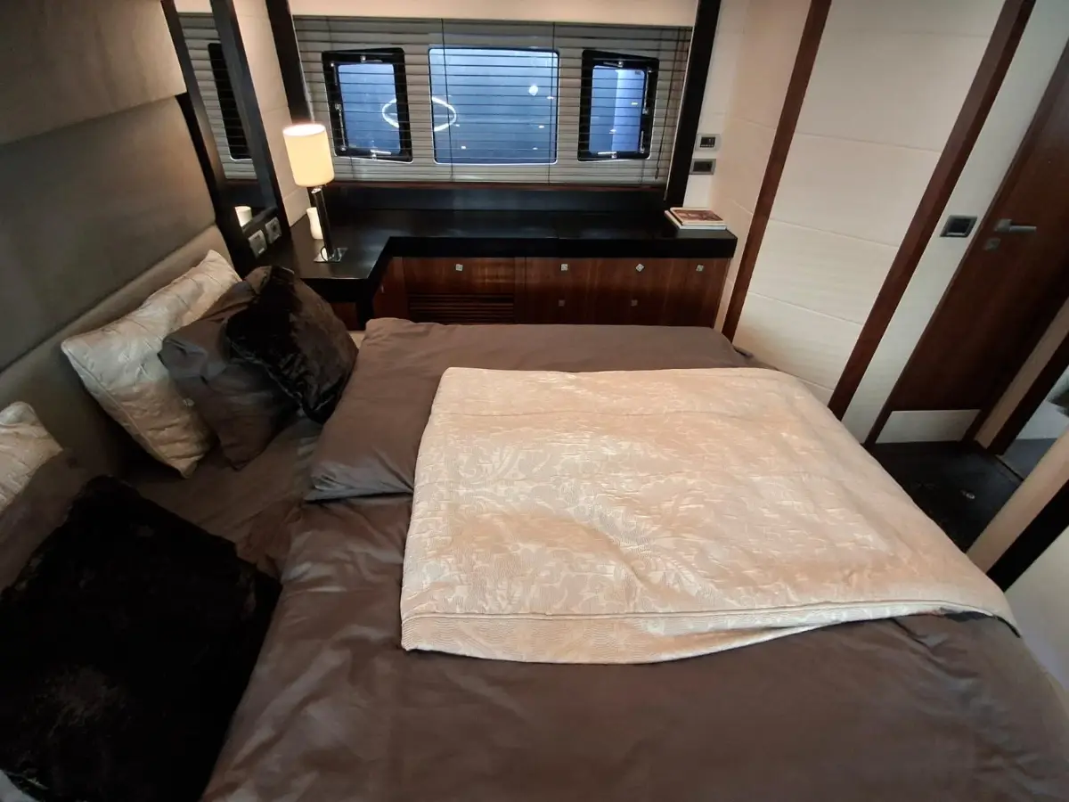 SUNSEEKER PREDATOR 60 - 2012 - 4