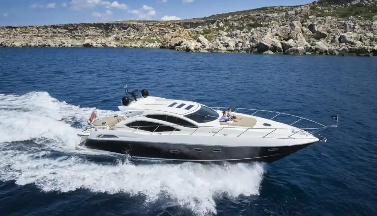 SUNSEEKER PREDATOR 64 - 2010