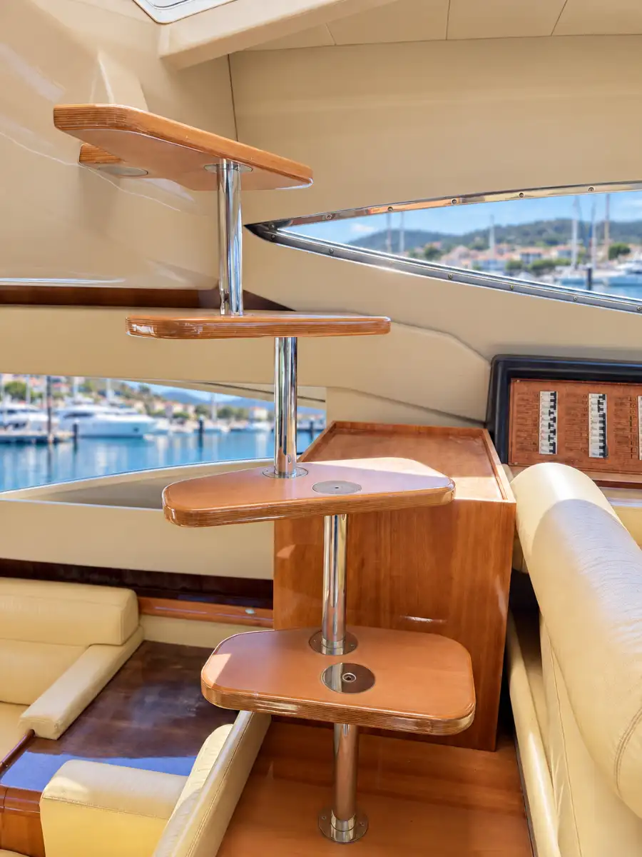 FERRETTI 590 - 2004 - 16