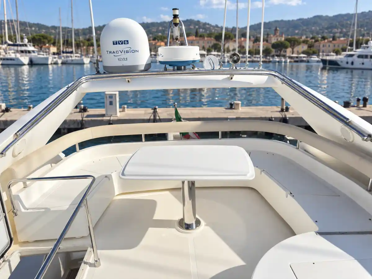 FERRETTI 590 - 2004 - 10