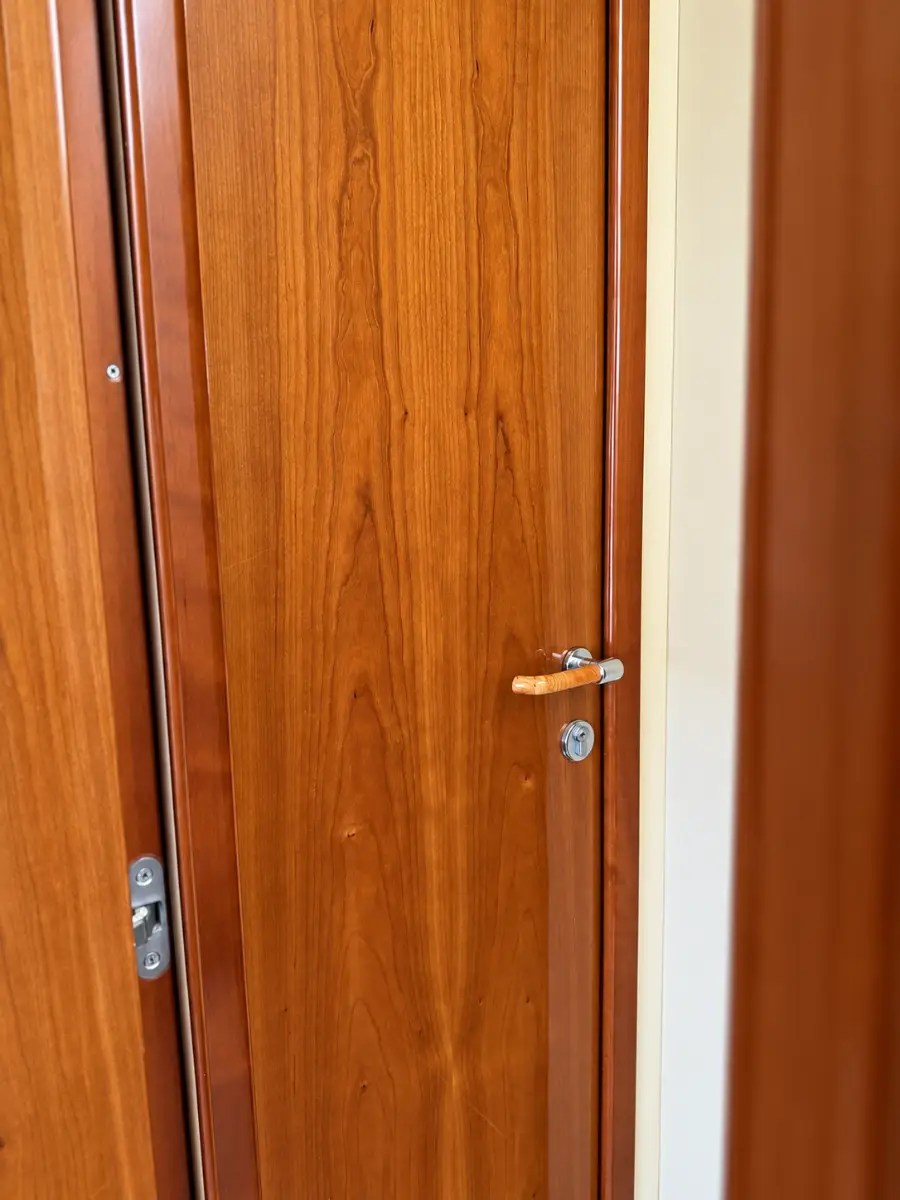 FERRETTI 590 - 2004 - 30